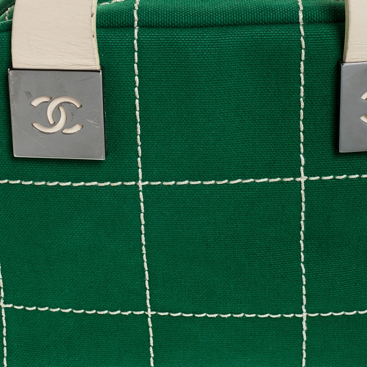 Pre Owned Chanel Green Chocolate Bar Stitch Canvas Boston Bag