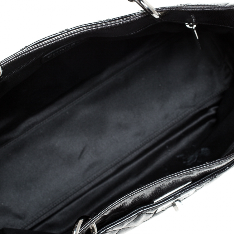 Pre Owned Chanel Black Quilted Caviar Patent Leather Shopper Tote