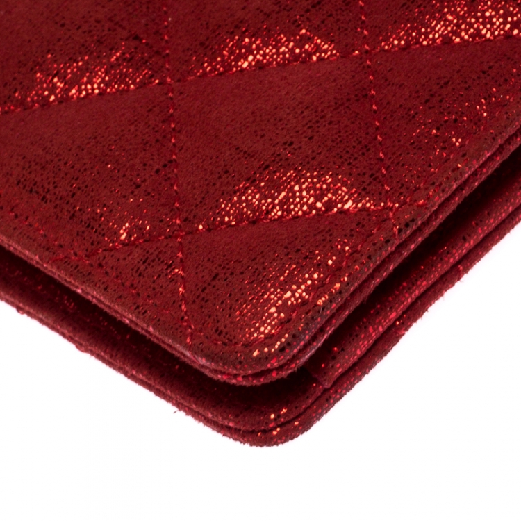Pre Owned Chanel Red Quilted Lame Fabric Yen Bifold Wallet