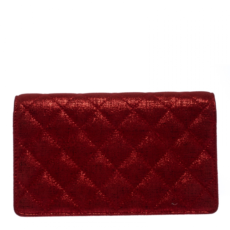Pre Owned Chanel Red Quilted Lame Fabric Yen Bifold Wallet