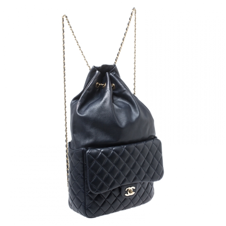 مملوكة مسبقًا Chanel Navy Blue Quilted Leather Large Seoul Backpack