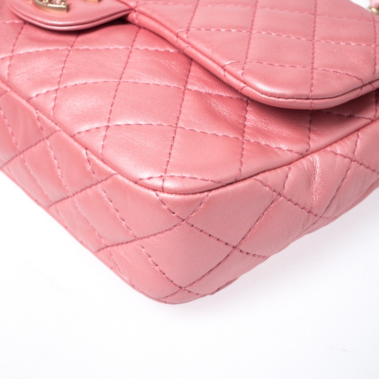Pre Owned Chanel Metallic Pink Quilted Leather Crystal CC Single Flap Shoulder Bag