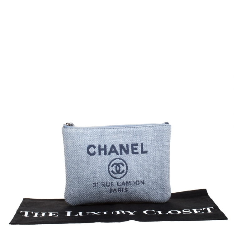 Pre Owned Chanel Light Blue Raffia Deauville Clutch