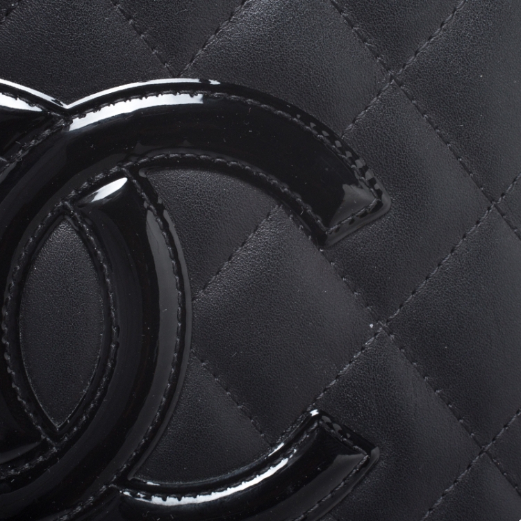 مملوكة مسبقًا Chanel Black Leather Cambon Ligne Bifold Wallet