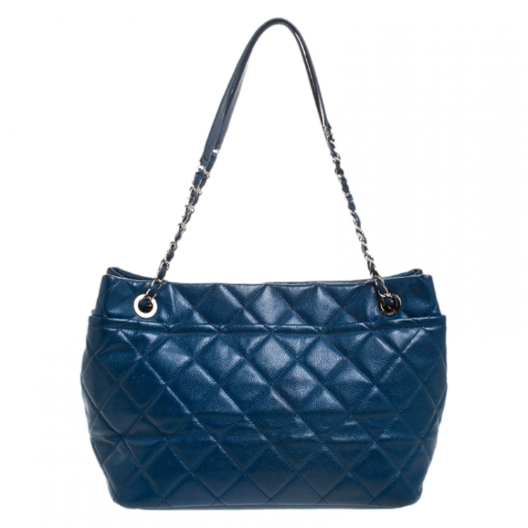 Pre Owned Chanel Blue Quilted Leather Timeless CC Shopper Tote