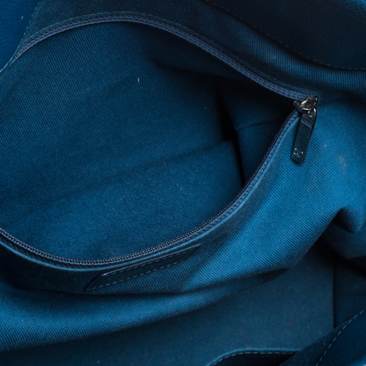 Pre Owned Chanel Blue Quilted Leather Timeless CC Shopper Tote