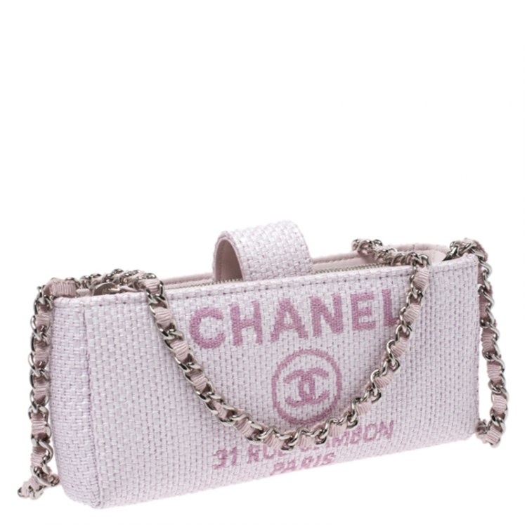 Pre Owned Chanel Light Pink Raffia Deauville Phone Chain Clutch
