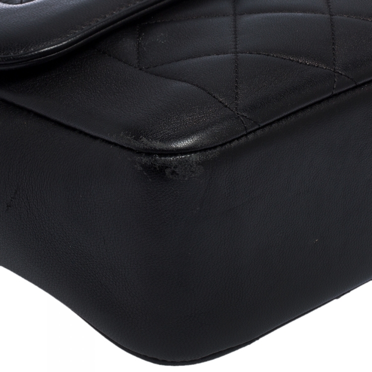 مملوكة مسبقًا Chanel Black Quilted Leather Retro Clasp Flap Bag