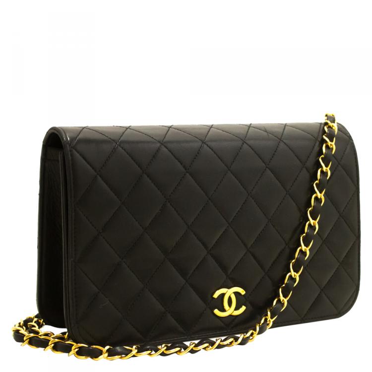مملوكة مسبقًا Chanel Black Quilted Leather Vintage Full Flap Bag