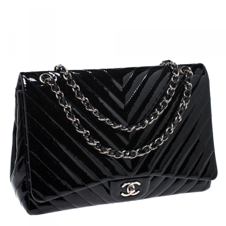 Pre Owned Chanel Black Chevron Patent Leather Maxi Classic Single Flap Bag