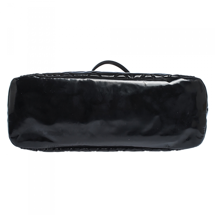 Pre Owned Chanel Black Quilted Patent Leather CC Bowler Bag