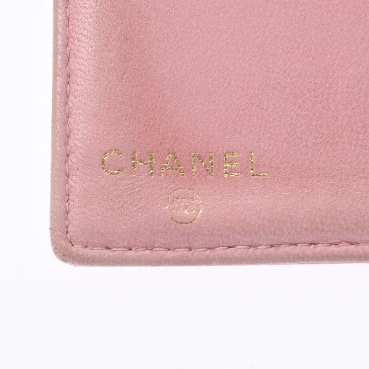 مملوكة مسبقًا Chanel Pink Caviar Leather Small Bifold Wallet 