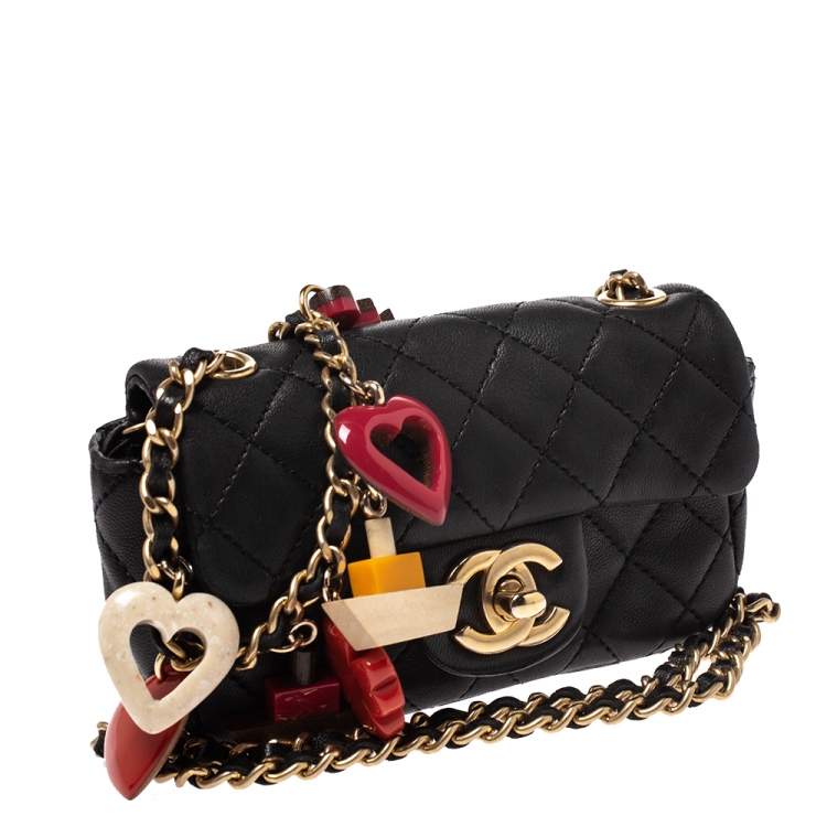 Pre Owned Chanel Black Quilted Leather Charms CC Mini Single Flap Bag