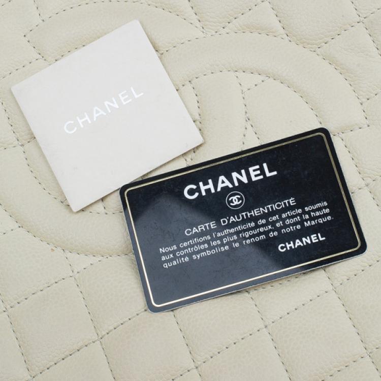 Pre Owned Chanel Off White Quilted Caviar Grand Shopping Tote