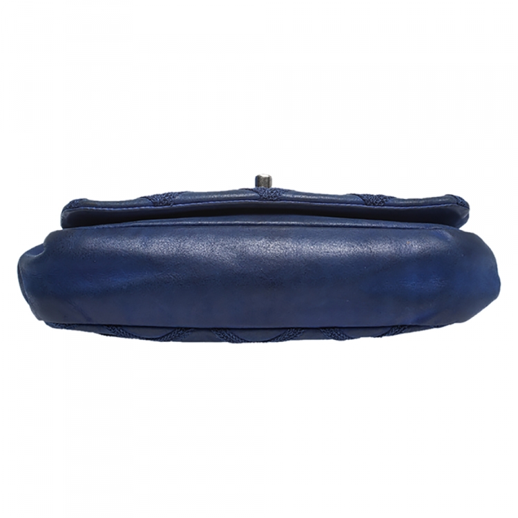 Pre Owned Chanel Electric Blue Diamond Stitch Leather Mini Flap Bag