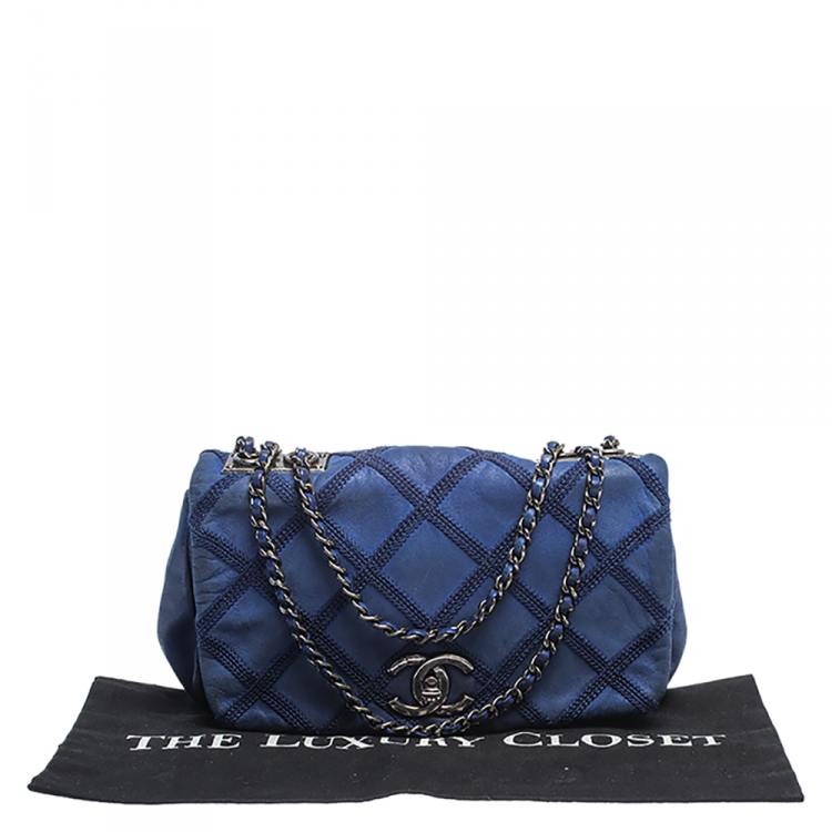 Pre Owned Chanel Electric Blue Diamond Stitch Leather Mini Flap Bag