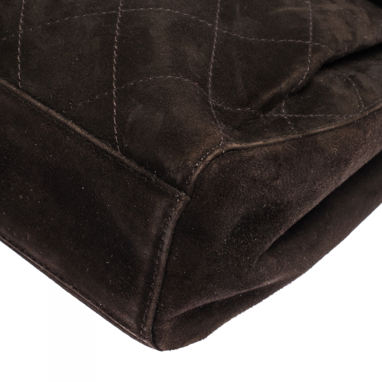 مملوكة مسبقًا Chanel Dark Brown Quilted Suede Vintage Flap Bag