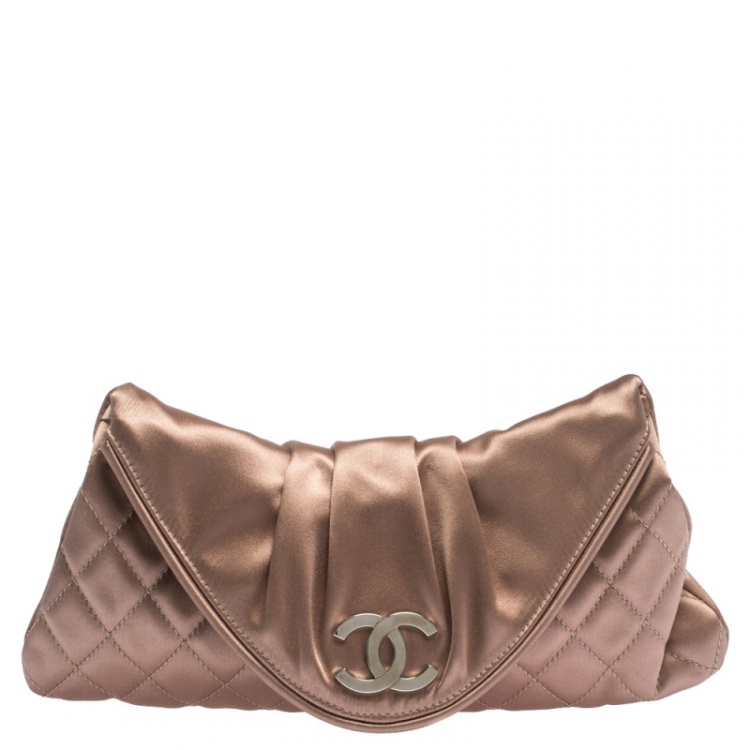 Chanel nude online clutch