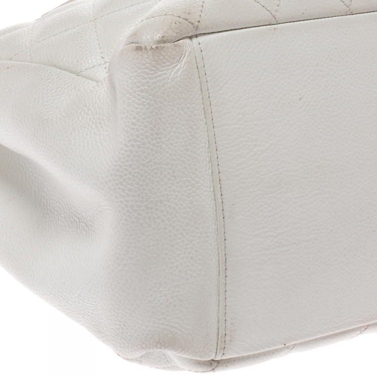 Pre Owned Chanel White Quilted Caviar Leather Grand Shopper Tote