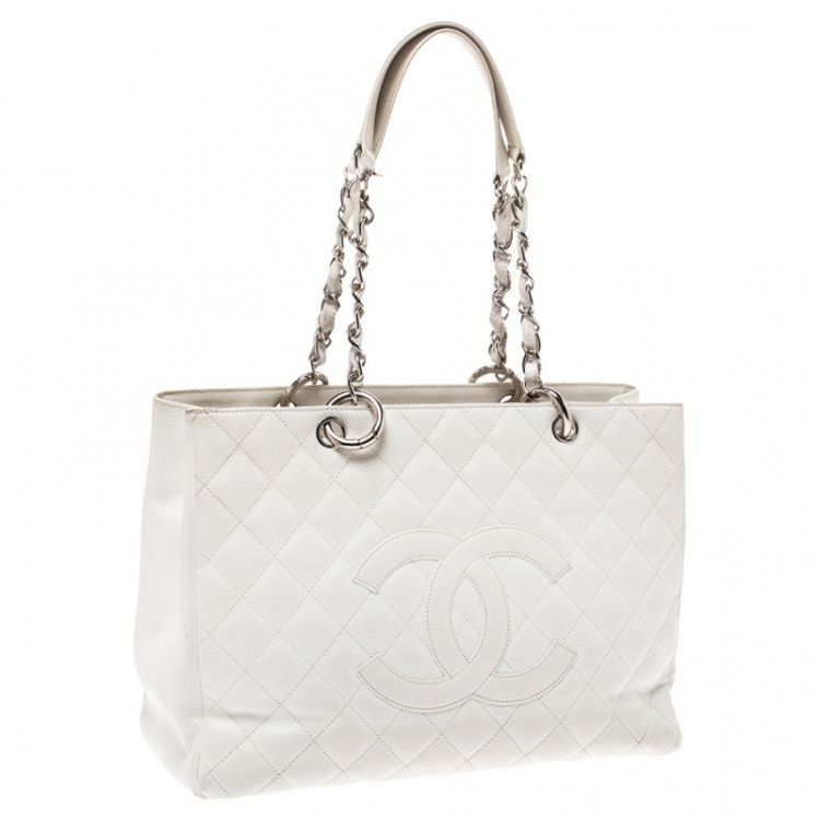 Pre Owned Chanel White Quilted Caviar Leather Grand Shopper Tote