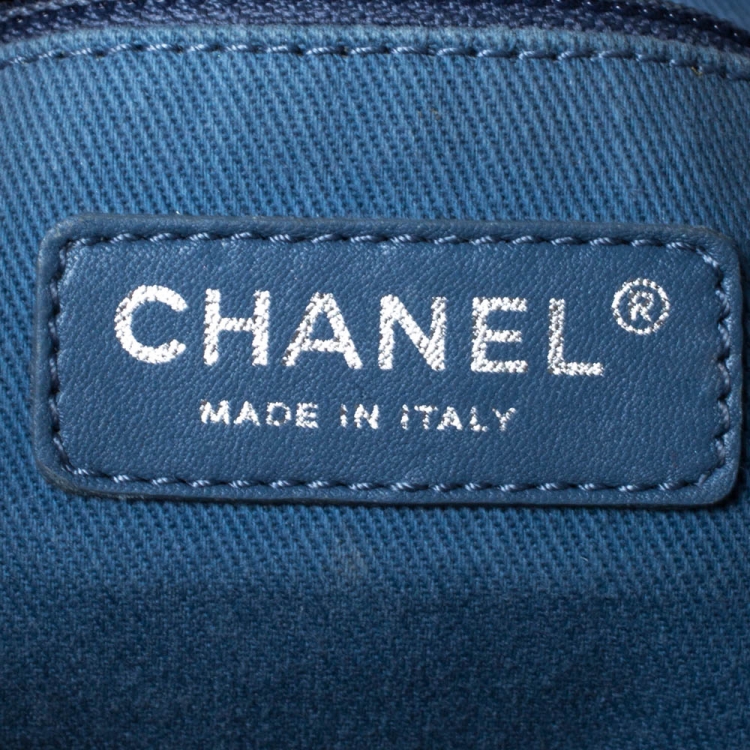 Pre Owned Chanel Light Blue/White Canvas Deauville Tote