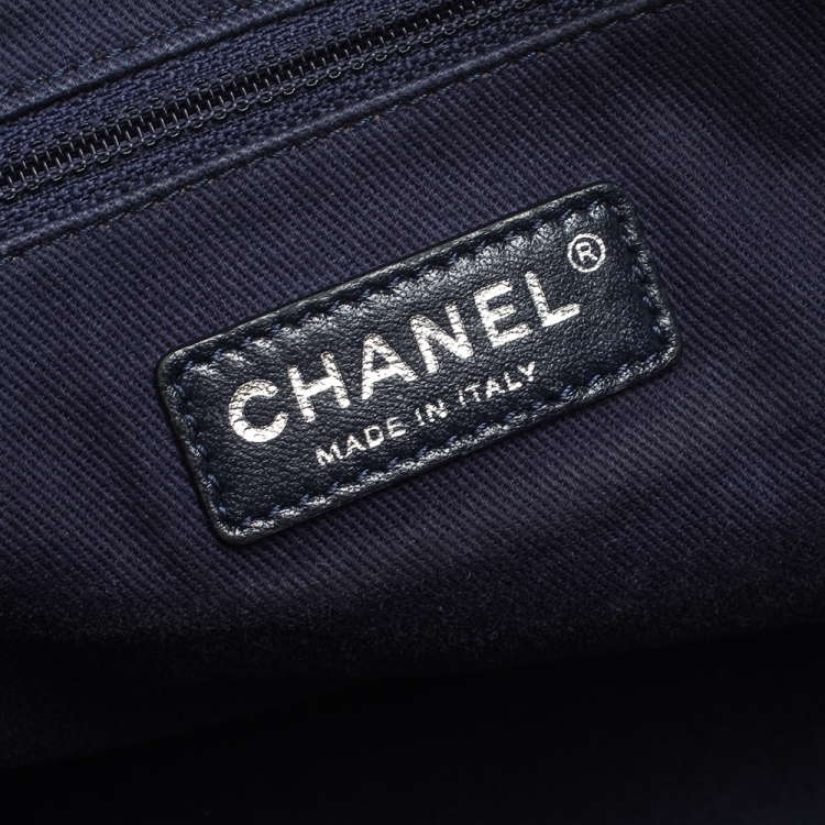 Pre Owned Chanel Burgundy Crinkled Quilted Leather Chain Bowler Bag