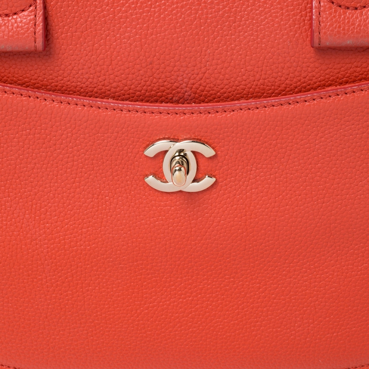 Pre Owned Chanel Orange Leather Small Neo Executive Shopper Tote