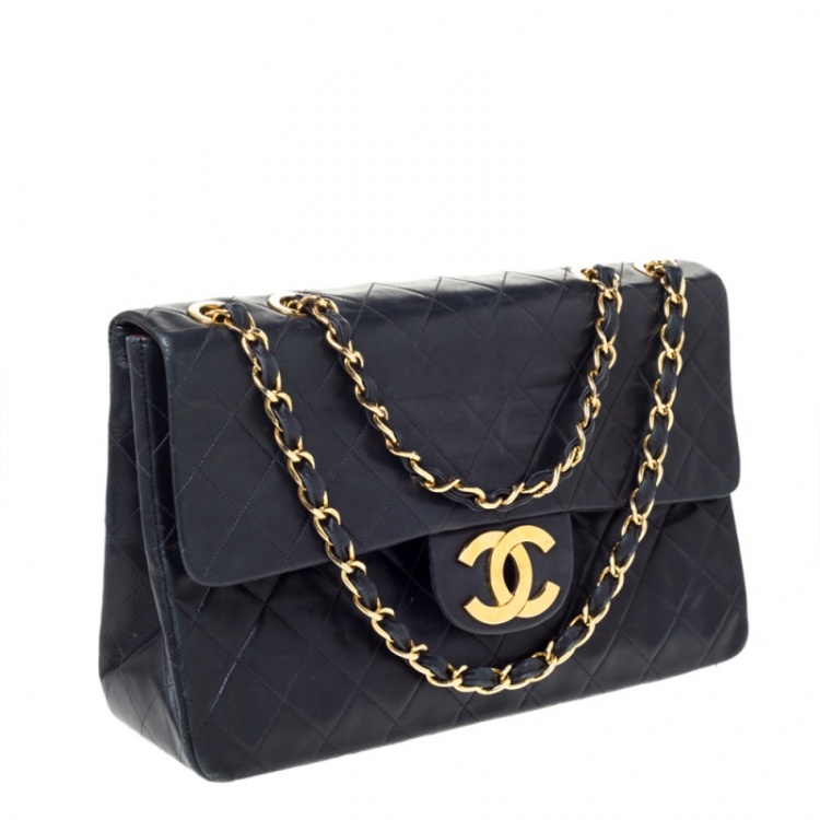 Pre Owned Chanel Black Quilted Lambskin Leather Maxi Vintage Classic Single Flap Bag