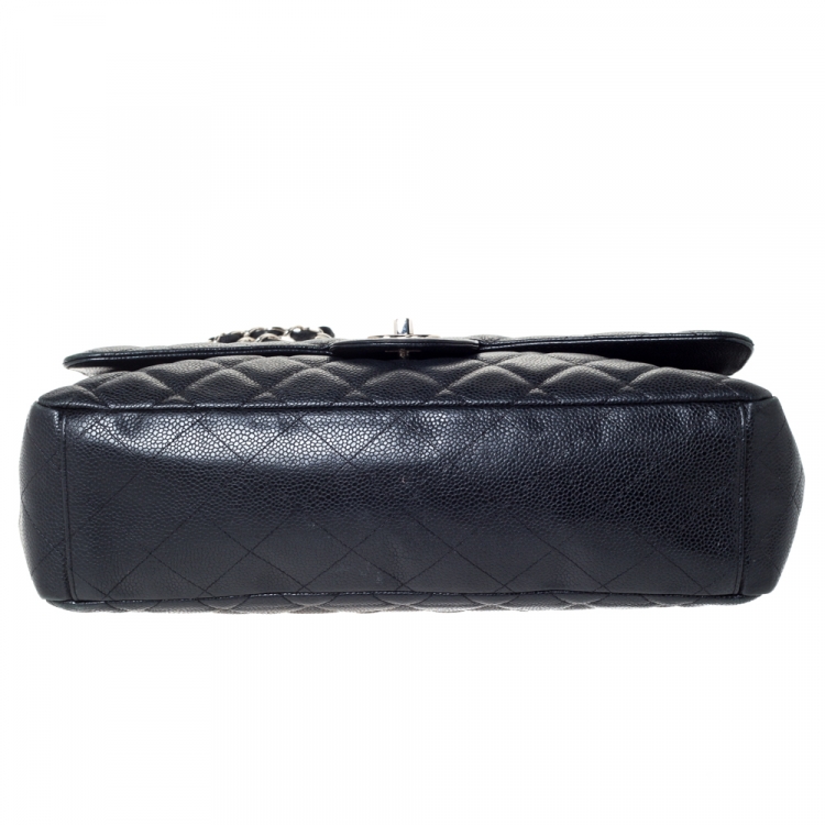 Pre Owned Chanel Black Quilted Caviar Leather Maxi Classic Single Flap Bag
