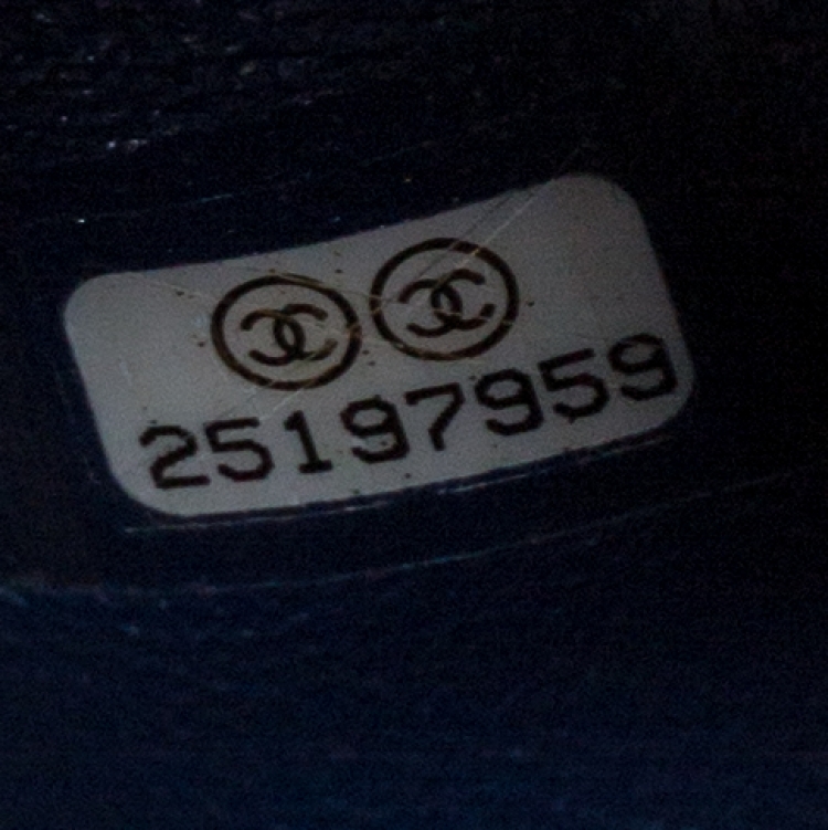 Pre Owned Chanel Blue Quilted Leather New Mini Classic Single Flap Bag