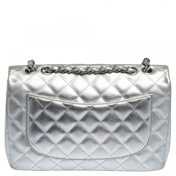 Pre Owned Chanel Silver Quilted Leather Jumbo Classic Single Flap Bag