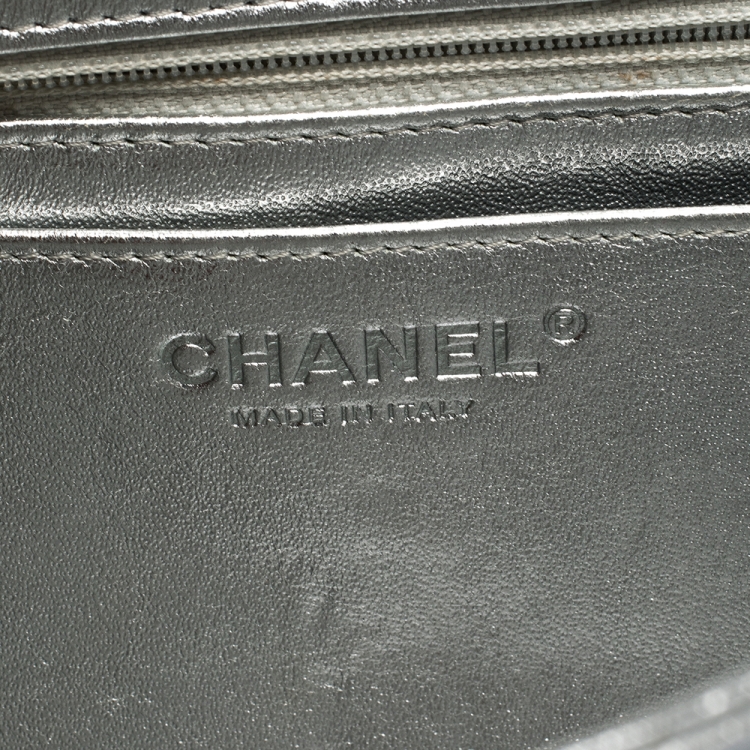 Pre Owned Chanel Silver Quilted Leather Jumbo Classic Single Flap Bag