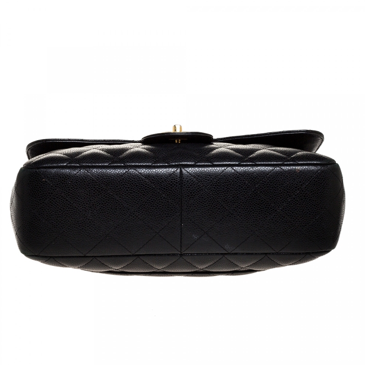 Pre Owned Chanel Black Quilted Caviar Leather Jumbo Classic Single Flap Bag