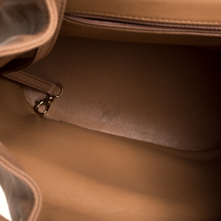 مملوكة مسبقًا Chanel Beige Quilted Caviar Leather Business Affinity Backpack