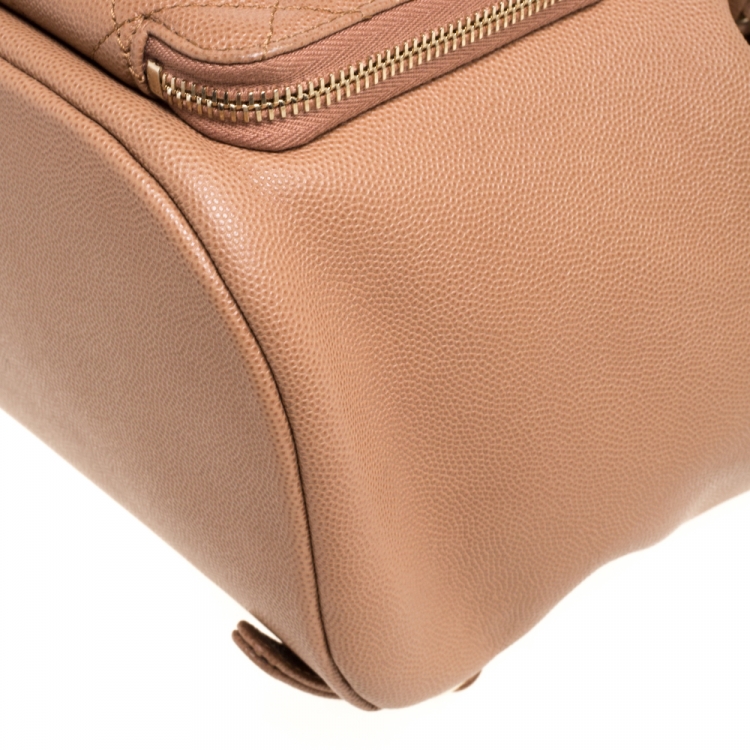 مملوكة مسبقًا Chanel Beige Quilted Caviar Leather Business Affinity Backpack