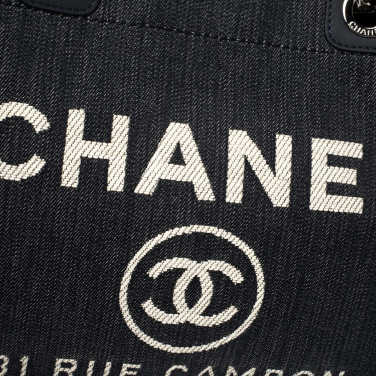 Pre Owned Chanel Navy Blue Denim Medium Deauville Shopper Tote