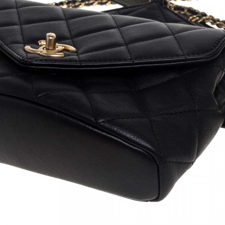 Pre Owned Chanel Black Quilted Leather Envelop Flap Waist Bag