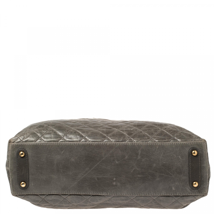 Pre Owned Chanel Grey Quilted Leather and Stingray CC Bindi Shopper Tote