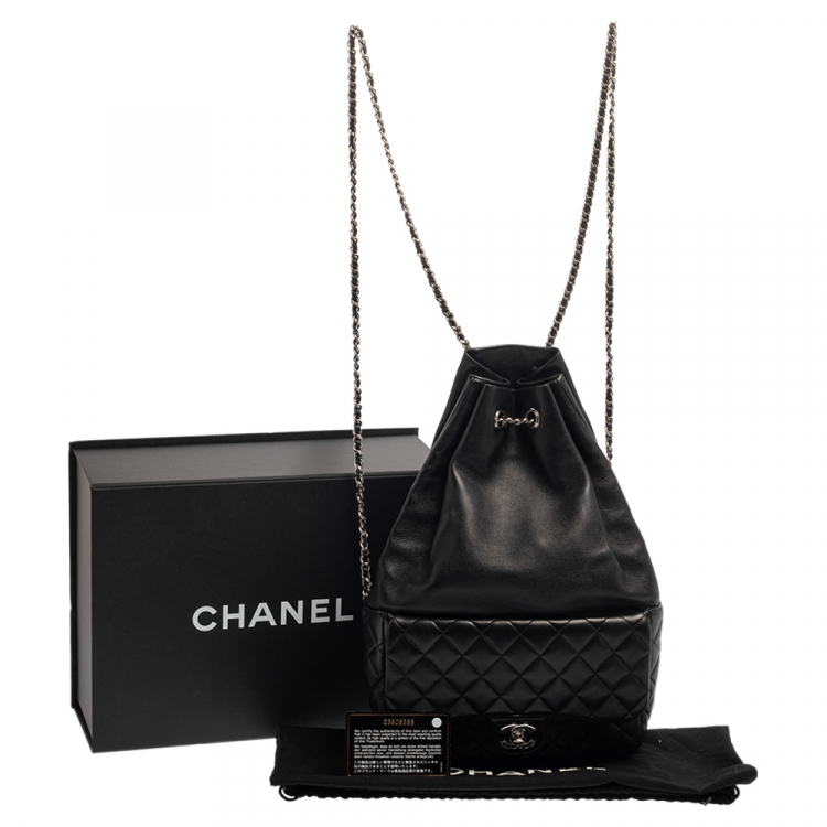 مملوكة مسبقًا Chanel Black Quilted Leather Large Seoul Backpack
