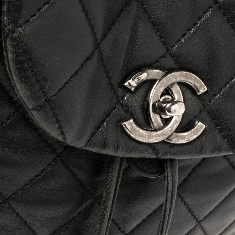 Pre Owned Chanel Black Quilted Lambskin Leather Daily Supple Backpack