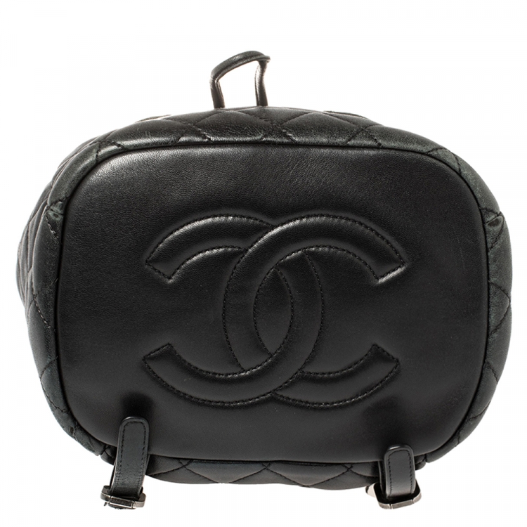 Pre Owned Chanel Black Quilted Lambskin Leather Daily Supple Backpack