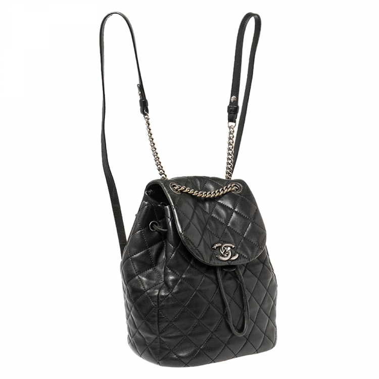 Pre Owned Chanel Black Quilted Lambskin Leather Daily Supple Backpack