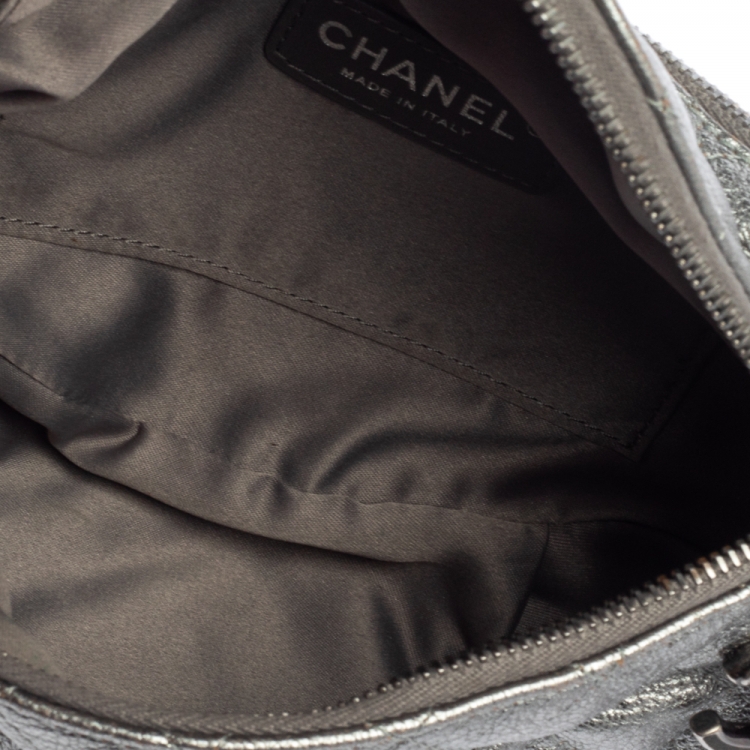 Pre Owned Chanel Metallic Grey Quilted Leather Banane Waist Bag