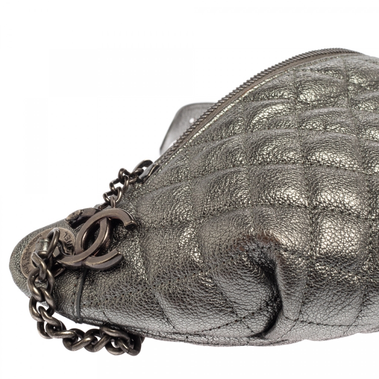 Pre Owned Chanel Metallic Grey Quilted Leather Banane Waist Bag