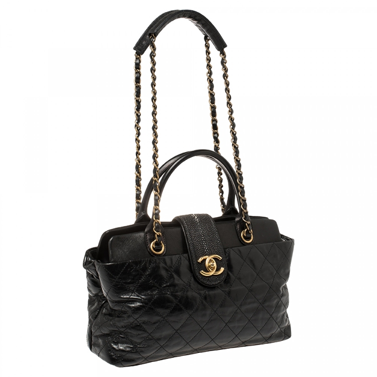 Pre Owned Chanel Black Quilted Glazed Leather and Stingray CC Bindi Tote