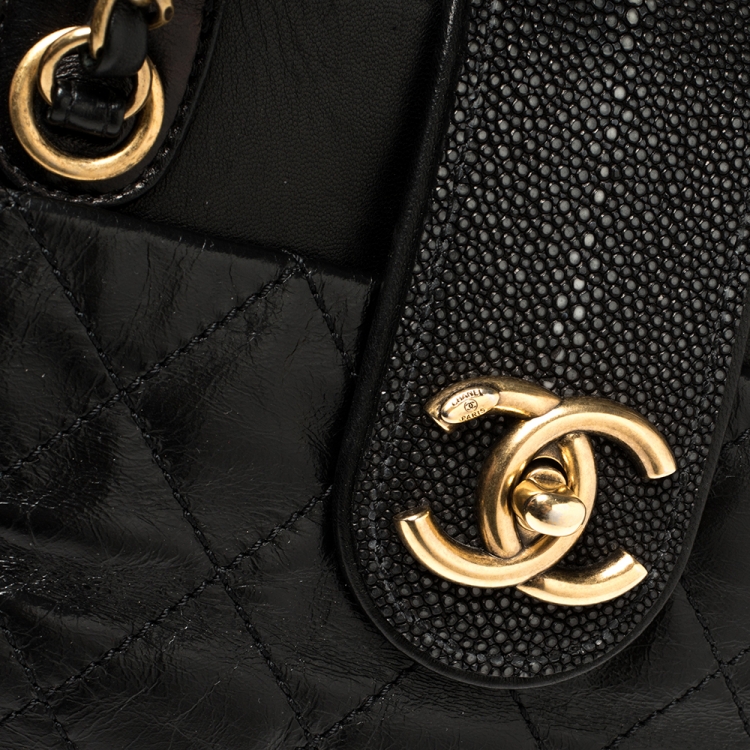 Pre Owned Chanel Black Quilted Glazed Leather and Stingray CC Bindi Tote
