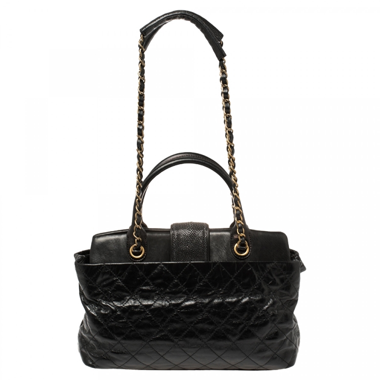 Pre Owned Chanel Black Quilted Glazed Leather and Stingray CC Bindi Tote
