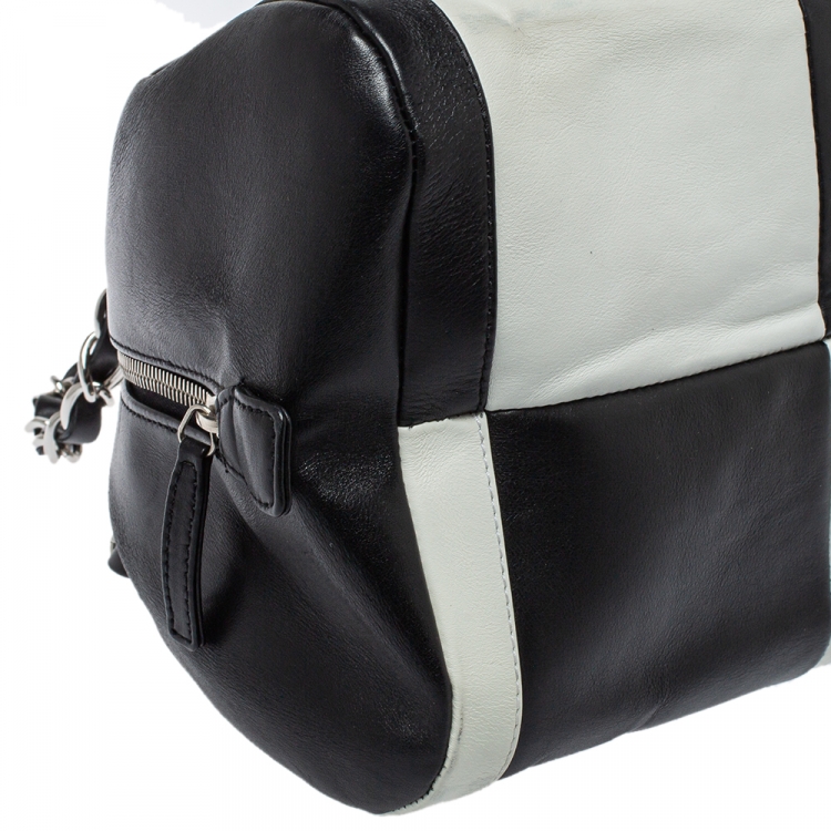 Pre Owned Chanel Bicolor Leather CC Bowling Bag