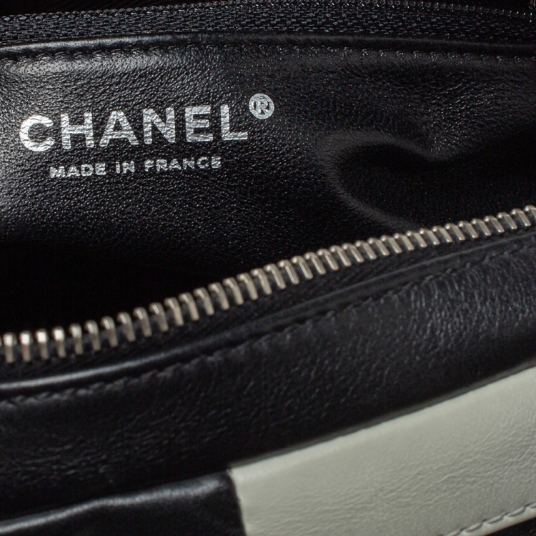 Pre Owned Chanel Bicolor Leather CC Bowling Bag