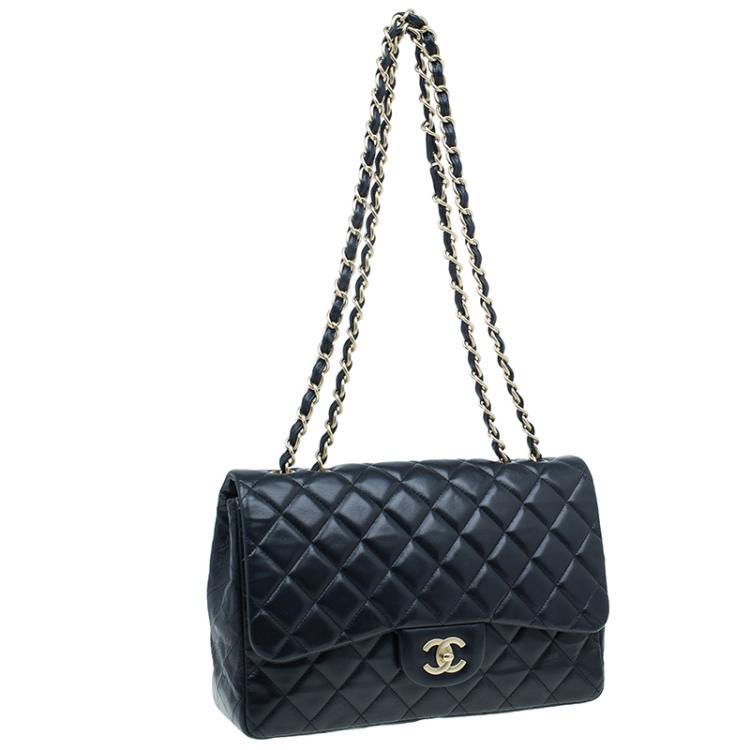 Pre Owned Chanel Black Quilted Lambskin Leather Jumbo Single Flap Bag